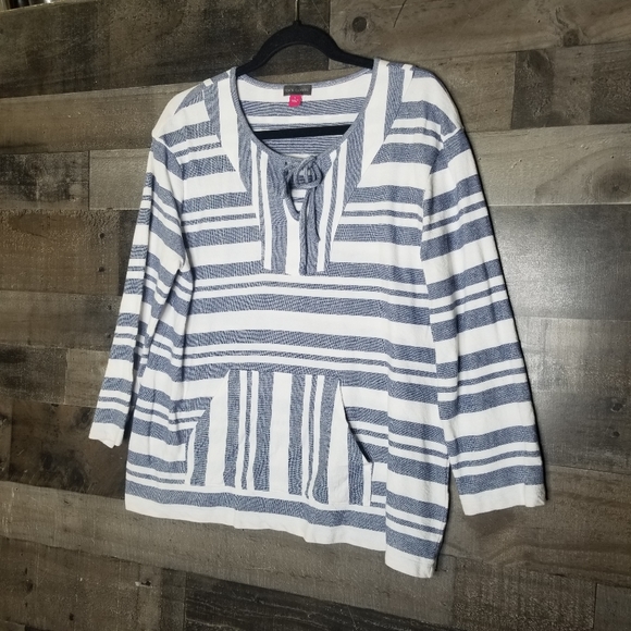 Vince Camuto Sweaters - Vince Camuto striped top